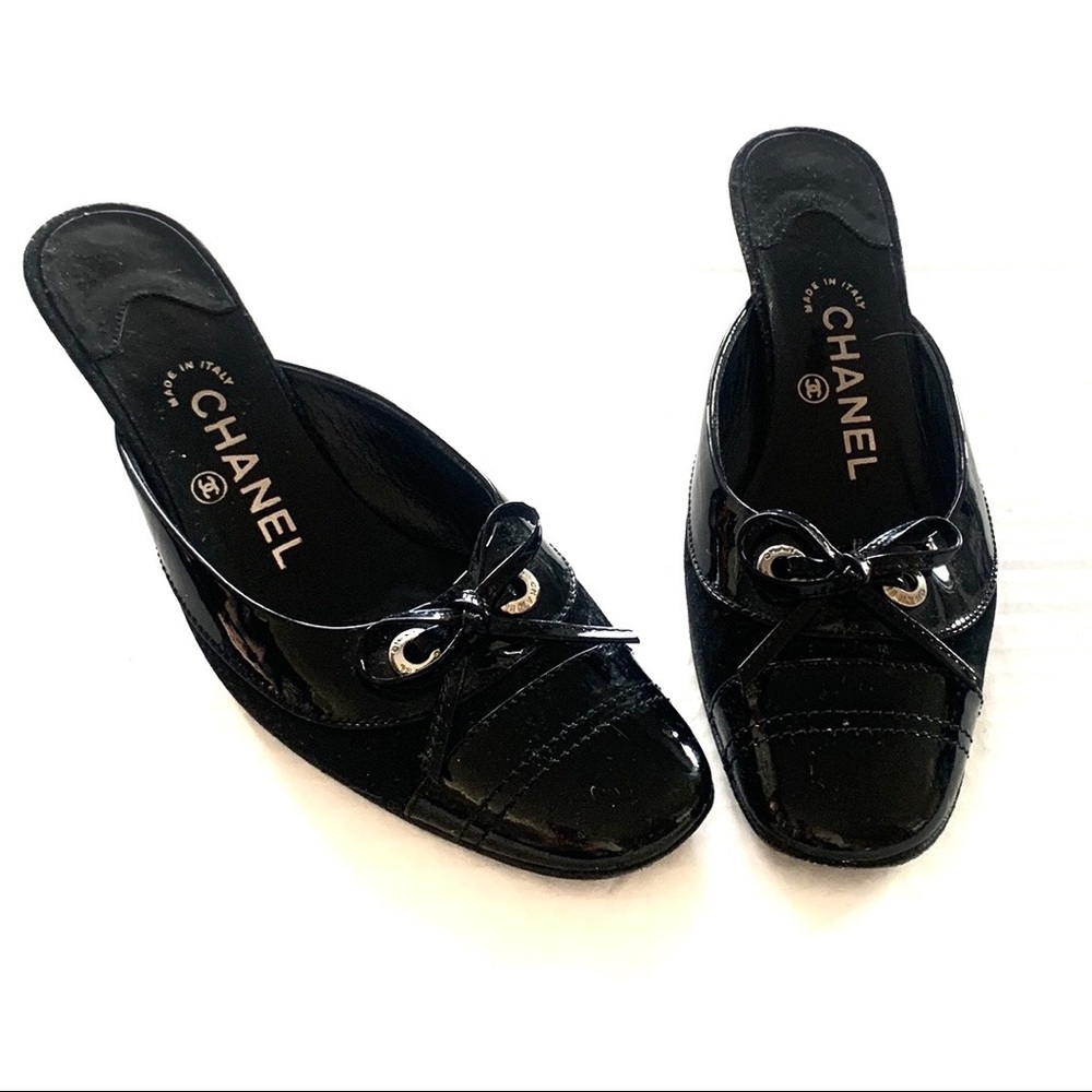 CHANEL Black Suede & Patent Leather Kitten Slip On Mule Heels Size US 7